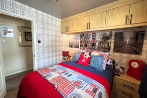 Bedroom- click for photo gallery